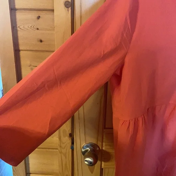 Three Button Blouse - Picture 2 of 4